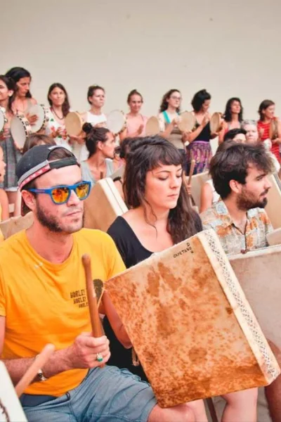Encuentro de Raíz