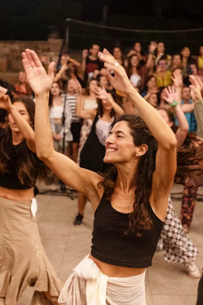 Encuentro de Raíz